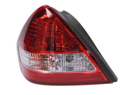 Фонарь задний левая NISSAN: TIIDA 4D - 03/07- (внешн) (седан)